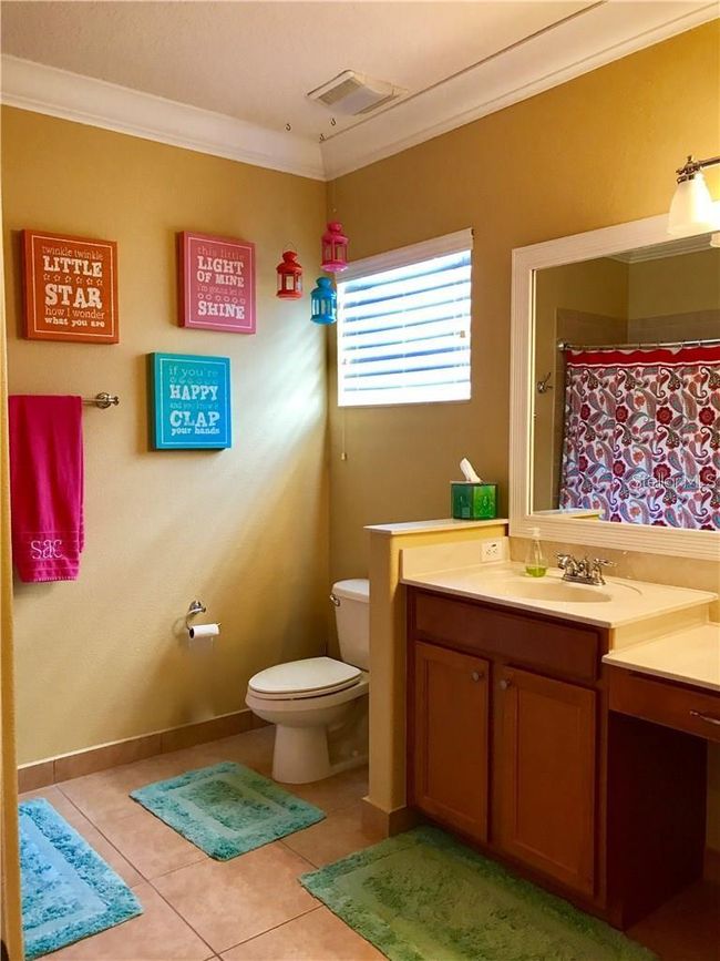 Bathroom 3 - 2nd FL | Image 20