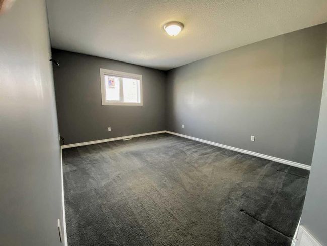 5620 50 Avenue S, House other with 6 bedrooms, 3 bathrooms and 2 parking in Killam AB | Image 16
