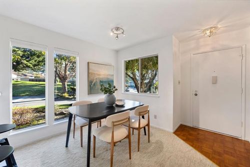 1055 Oddstad Blvd, Pacifica, CA, 94044-3858 | Card Image