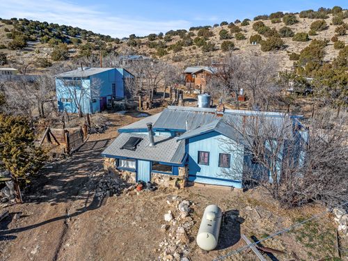 2 Grasshopper Rd, Madrid, NM, 87010-9761 | Card Image