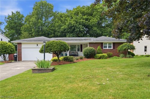 6570 Applewood Blvd, Boardman, OH, 44512-3538 | Card Image