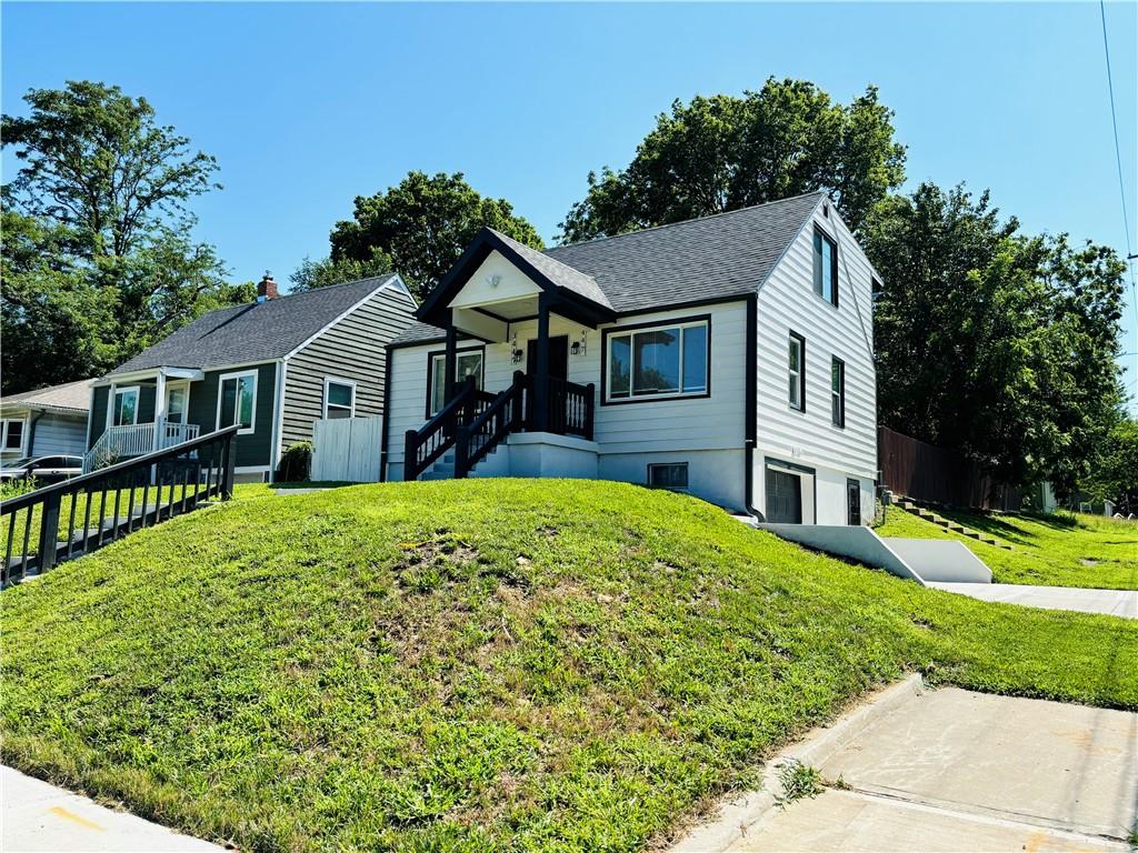 Kensington Ave, Kansas City, MO 64128
