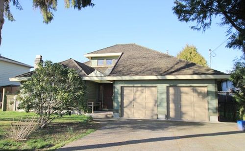 4615 Edmonds Dr, Delta, BC, V4K1N1 | Card Image