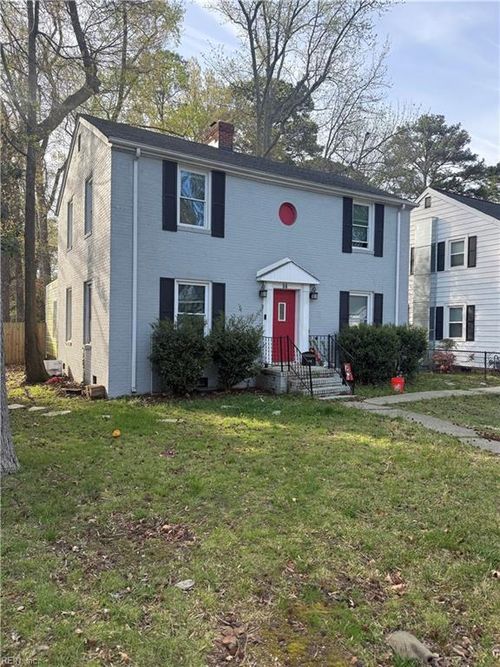 56 Stratford Rd, Newport News, VA, 23601-3931 | Card Image