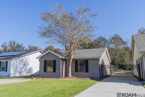 30570 Fairway View Dr, Denham Springs, LA, 70726 | Card Image