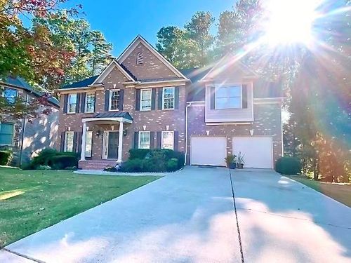 2818 Willowstone Dr, Duluth, GA, 30096-4012 | Card Image