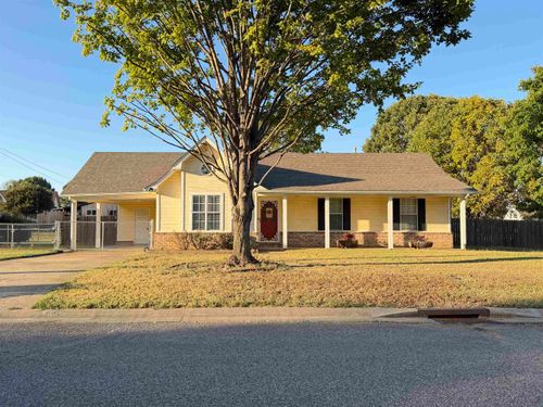 64 Boardwalk St, Munford, TN, 38058-6167 | Card Image