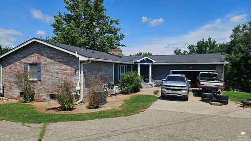 1130 Christina Dr, Junction City, KS, 66441-3821 | Card Image