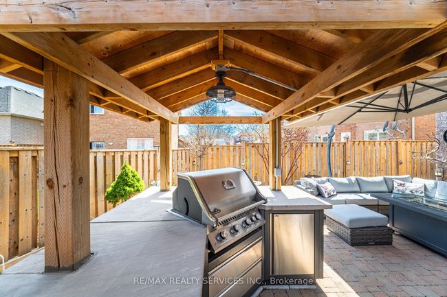 37 Baybrook Rd, House other with 6 bedrooms, 4 bathrooms and 4 parking in Brampton ON | Image 44