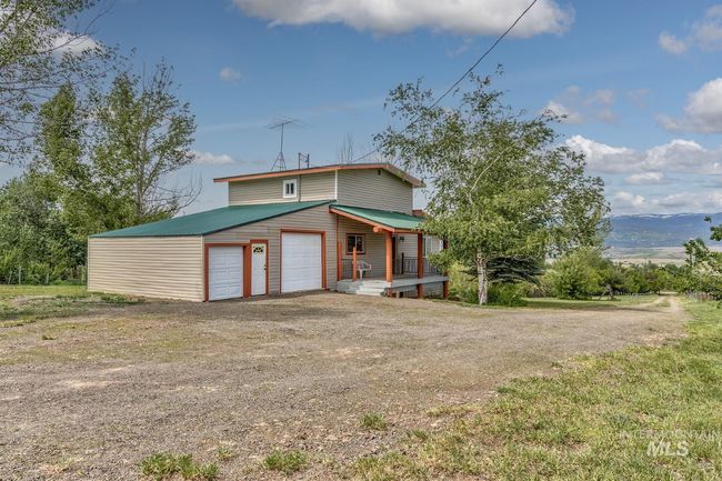 2445 Orchard Rd, House other with 4 bedrooms, 3 bathrooms and 4 parking in Council ID | Image 6