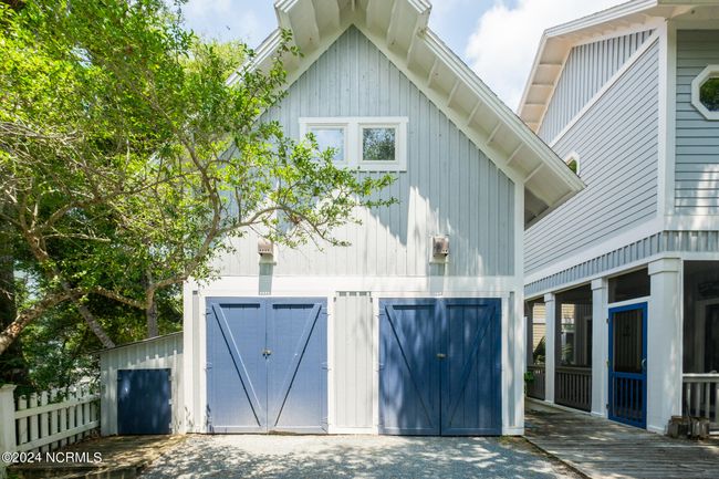 GREAT STORAGE DBLE GARAGE | Image 33