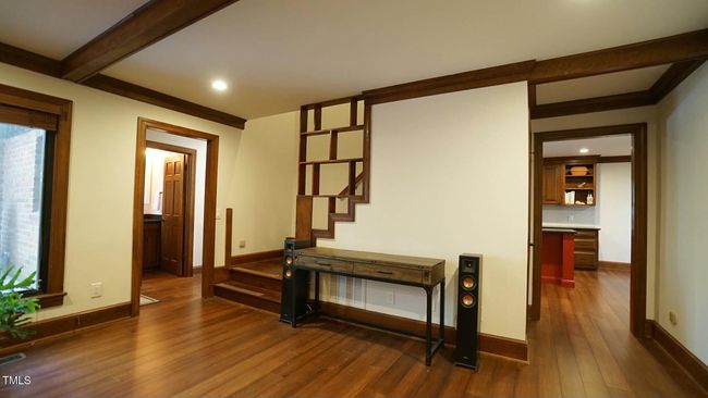 Living Room | Image 15