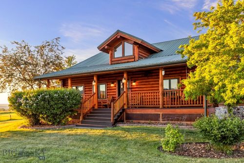 480 Moose Crossing Rd, Gallatin Gateway, MT, 59730-8518 | Card Image