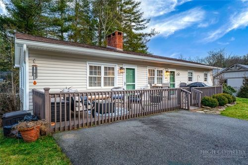 649 Ransom St, Blowing Rock, NC, 28605-8345 | Card Image