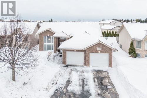 1493 Jeanne D'Arc St, Hanmer, ON, P3P0A2 | Card Image