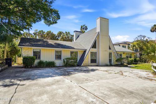 2428 Seminole Rd, Atlantic Beach, FL, 32233-5928 | Card Image