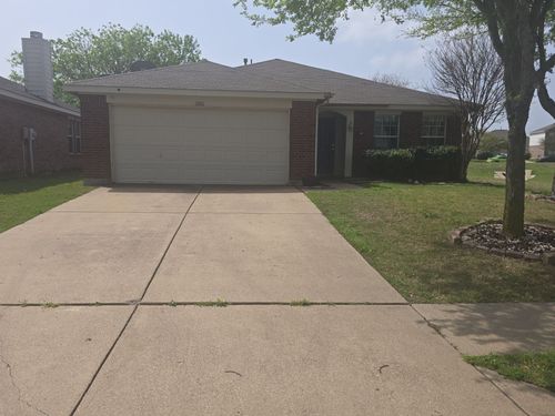2016 Brook Meadow Dr, Forney, TX, 75126-6594 | Card Image