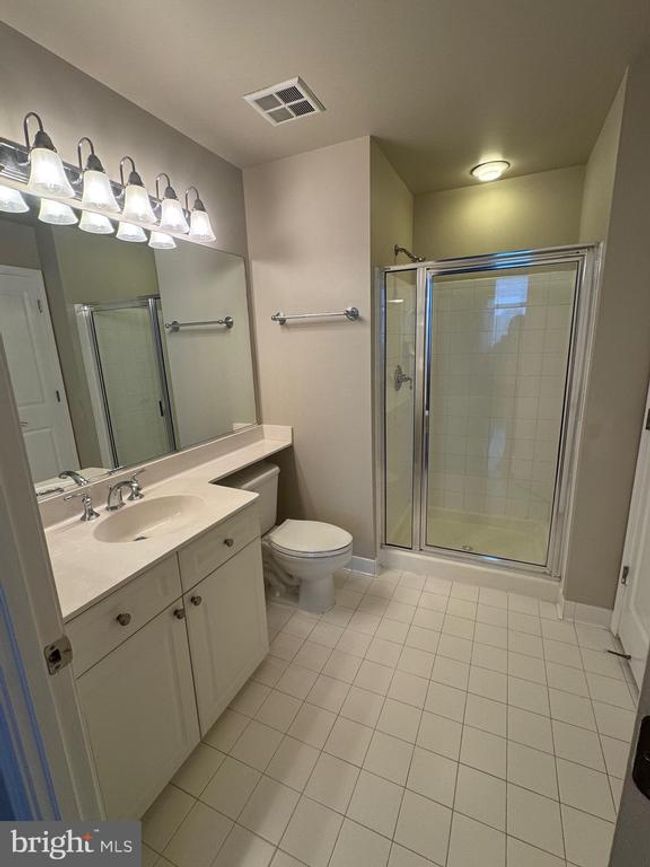UNIT-711 - 11700 Old Georgetown Rd, Condo with 2 bedrooms, 2 bathrooms and null parking in ROCKVILLE MD | Image 11