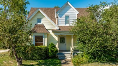 532 5 Th Street, House other with 4 bedrooms, 2 bathrooms and null parking in Claremore OK | Image 2