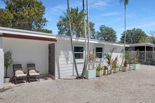 10 Dolphin Rd, Key Largo, FL, 33037-2913 | Card Image