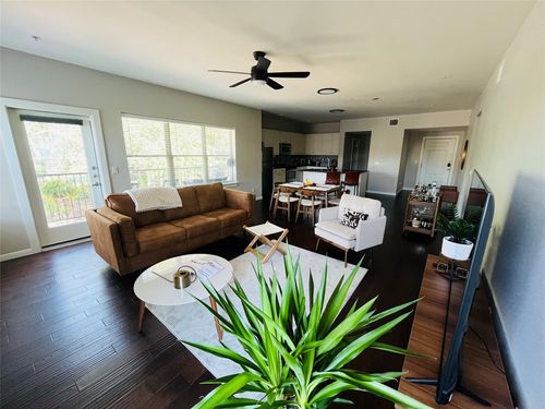 202-2708 San Pedro St, Austin, TX, 78705-3952 | Card Image