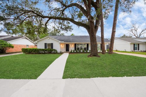 7819 Pagewood Ln, Houston, TX, 77063-6115 | Card Image