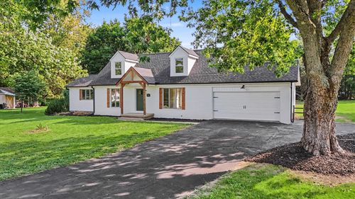 502 Hillside Dr, Mahomet, IL, 61853-9013 | Card Image