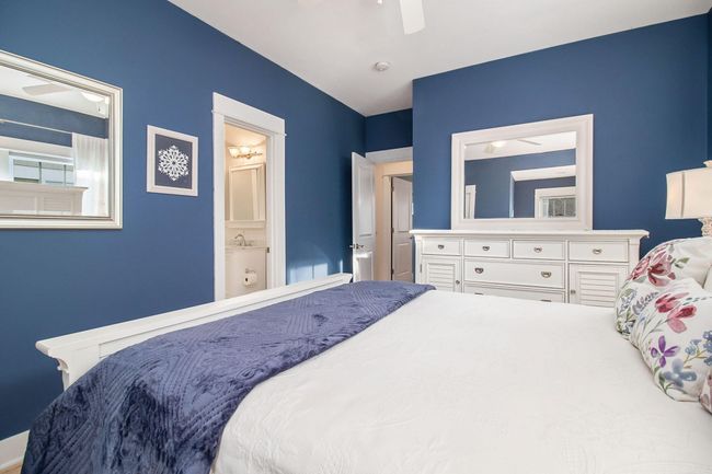 Main floor - bedroom 2 | Image 23