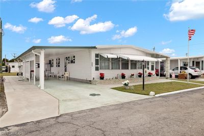 9004 Arbor Drive, House other with 2 bedrooms, 2 bathrooms and null parking in North Fort Myers FL | Image 2