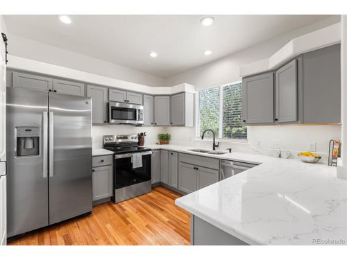 b-7600 W Coal Mine Ave, Littleton, CO, 80123-4421 | Card Image