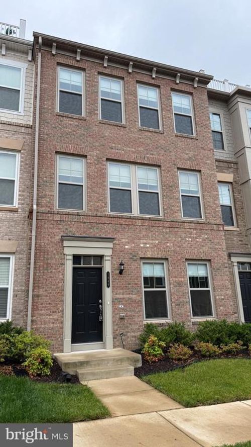 1949 Greenbriar Hall Rd, DUMFRIES, VA, 22026-3073 | Card Image
