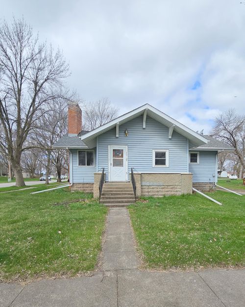 301 Prospect St, Milroy, MN, 56263 | Card Image