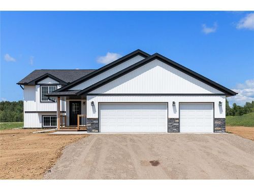 31930 Tucker Street Ne, Cambridge, MN, 55008 | Card Image