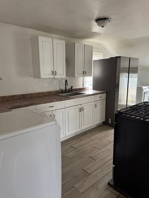 967-967 Bedford St, Abington, MA, 02351-1204 | Card Image