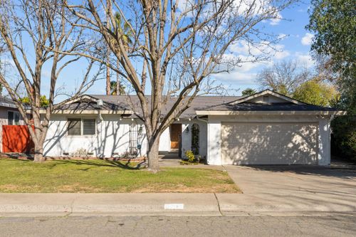 6439 Rolling Way, Carmichael, CA, 95608 | Card Image