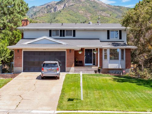 228 N 2800 E, Layton, UT, 84040-7431 | Card Image