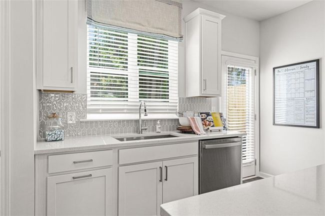 206 Maycrest Path, Townhouse with 3 bedrooms, 4 bathrooms and 2 parking in Tucker GA | Image 19