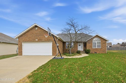 2727 E Kennedy St, Joplin, MO, 64801-8243 | Card Image