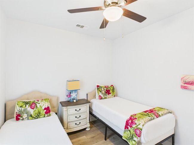 2403 S Bronte St, House other with 3 bedrooms, 2 bathrooms and 3 parking in Rockport TX | Image 25