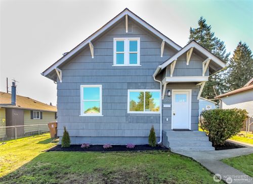 220 E 63rd St, Tacoma, WA, 98404-1203 | Card Image