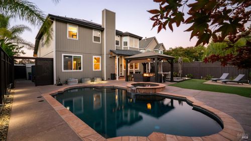 396 Maduro St, Windsor, CA, 95492-7934 | Card Image