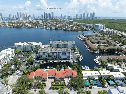 1b-16523 Ne 26th Ave, North Miami Beach, FL, 33160-4061 | Card Image