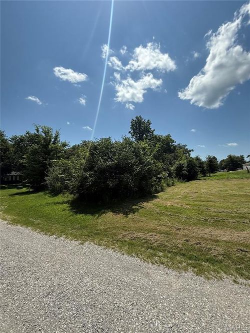 20 Oak Leaf Cir, Foley, MO, 63347-3339 | Card Image