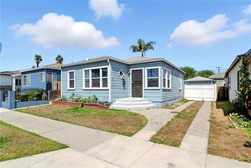 1048 Simmons Ave, East Los Angeles, CA, 90022-4215 | Card Image