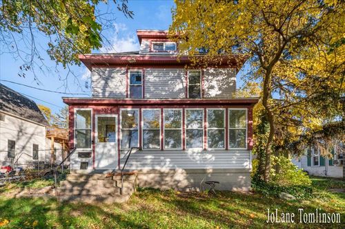 3274 Briggs Blvd Ne, Grand Rapids, MI, 49525-2502 | Card Image