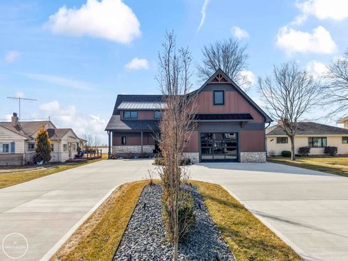 8447 Colony Dr, Clay, MI, 48001-4121 | Card Image