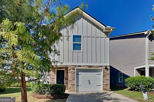 1092 Benfield Rdg W, Conyers, GA, 30012-7121 | Card Image