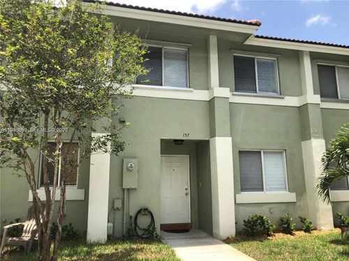 i-48-157 Hidden Ct Rd, Hollywood, FL, 33023 | Card Image