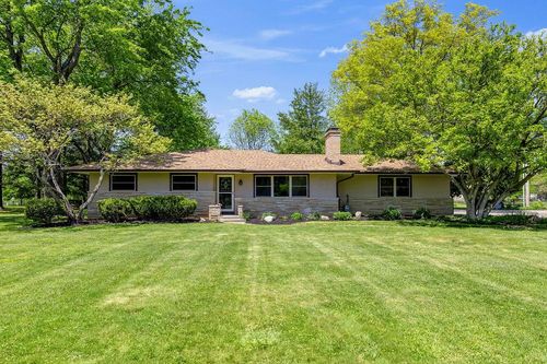 5739 Kitzmiller Rd, New Albany, OH, 43054-9404 | Card Image