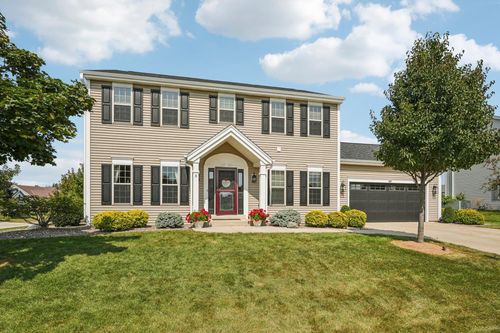 657 Cherrywood Drive, Waterford, WI, 53185-9999 | Card Image